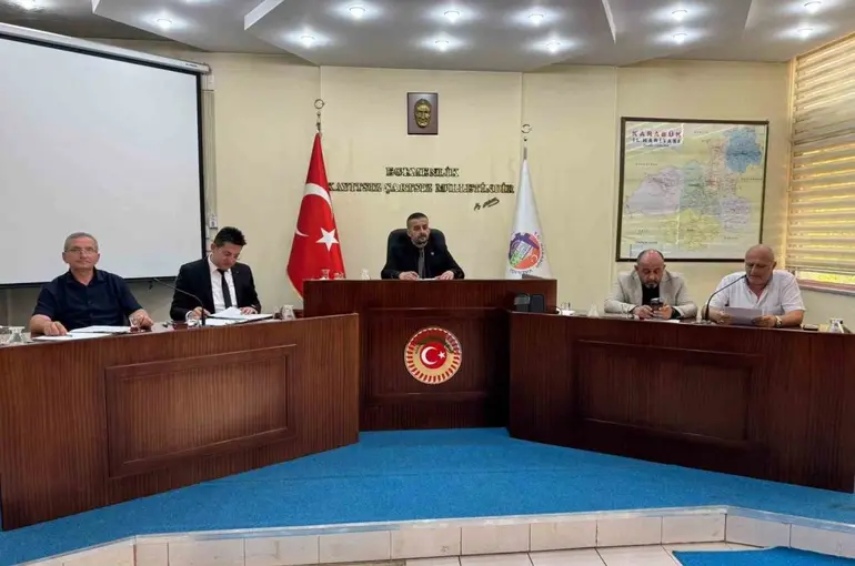Bağçe: "Planlı yatırımlarla Karabük’ün geleceğini inşa ediyoruz"
