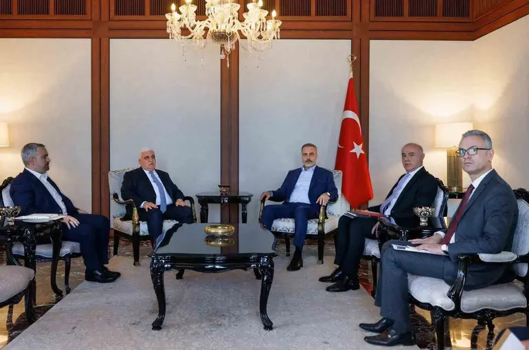 Bakan Fidan, Haşdi Şabi Komisyonu Başkanı el-Feyyad’ı kabul etti
