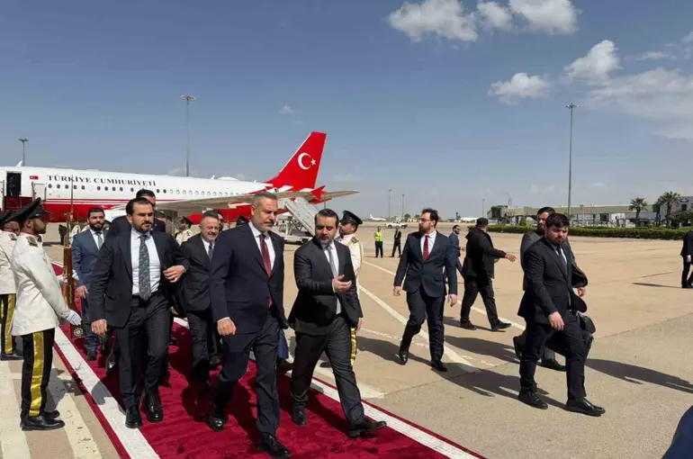 Bakan Fidan, Suriye’de
