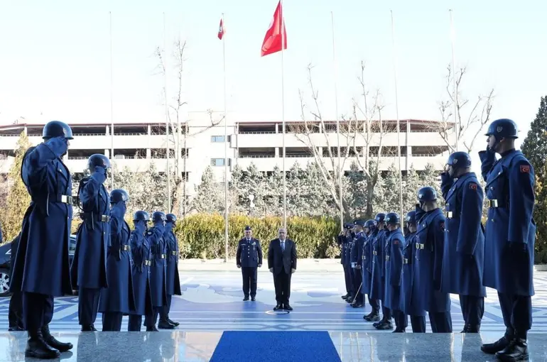 Bakan Güler başkanlığında "Hava Kuvvetleri Komutanlığı Yıllık Değerlendirme Toplantısı" gerçekleştirildi
