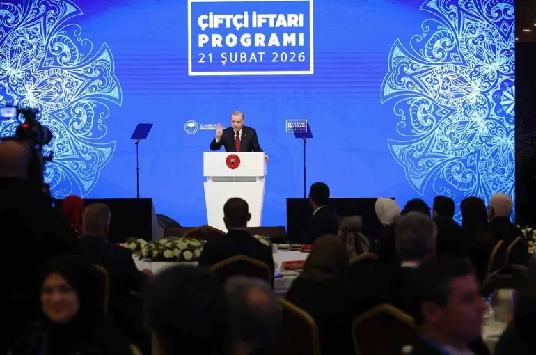 Bakan Gürlek: "Güçlü bir hukuk düzeni, emeğin güvencesidir"
