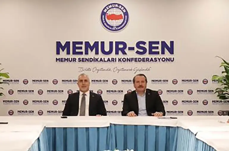 Bakan Işıkhan, Memur-Sen’i ziyaret etti
