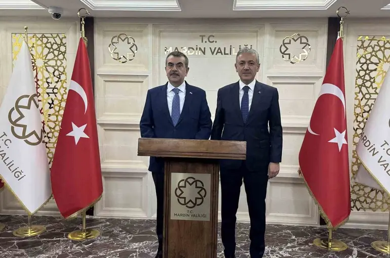 Bakan Tekin: "Mesleki teknik liseleri tercih oranı yüzde 30 iken bu yıl yüzde 42’ye yükseldi"
