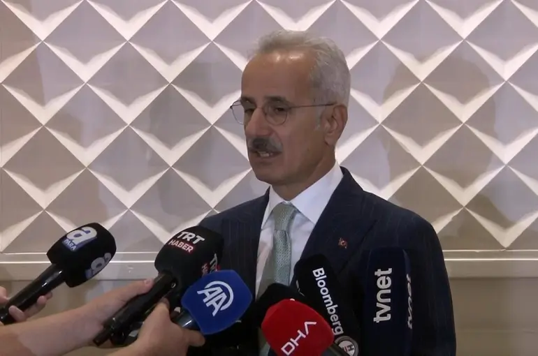 Bakan Uraloğlu, "Maalesef sağ olarak kimseye ulaşılamadı"
