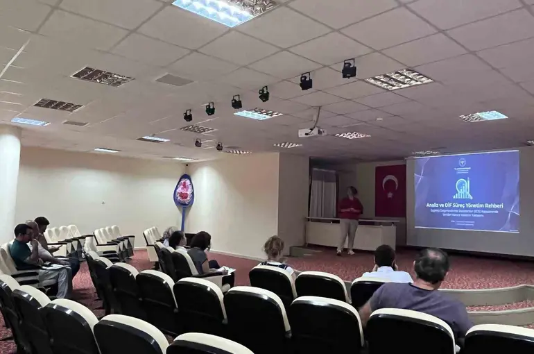 Bandırma Eğitim ve Araştırma Hastanesi’nde kalite süreçleri değerlendirildi
