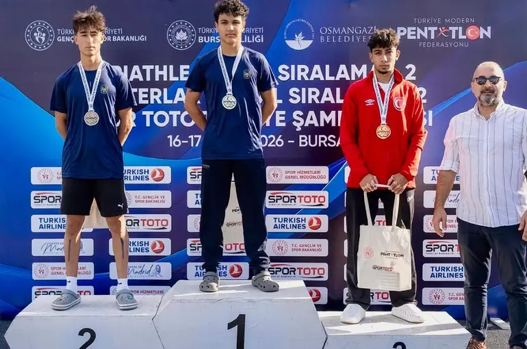 Bandırmalı sporculardan Triathle Şampiyonası’nda 4 derece

