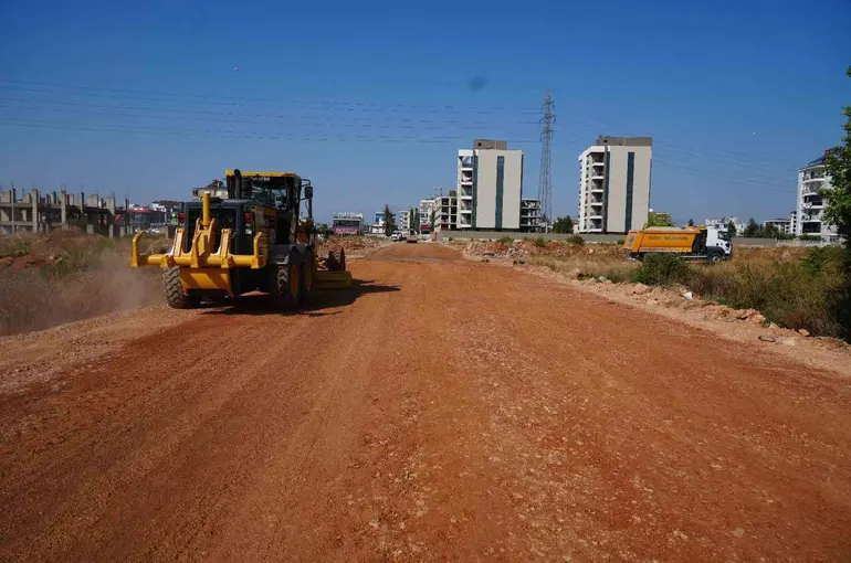 Baraj Mahallesi’nde yol çalışmaları hız kesmiyor
