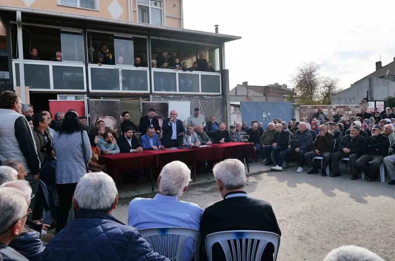 Başkan Albayrak, "Tepebaşı Belediyesi ‘Ben yaptım oldu’ anlayışıyla hareket etmemeli"
