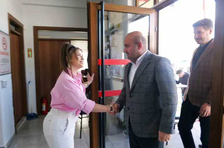 Başkan Albayrak’tan mahalle muhtarlarına ziyaret
