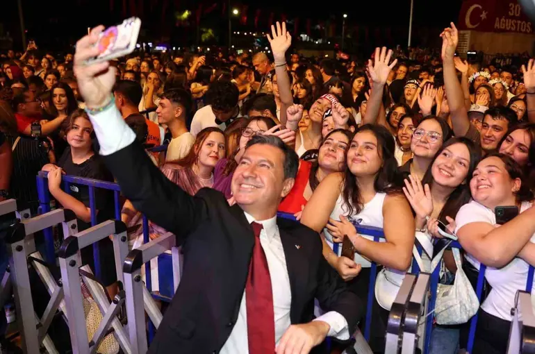 Başkan Aras’tan 29 Ekim Cumhuriyet Bayramı Mesajı
