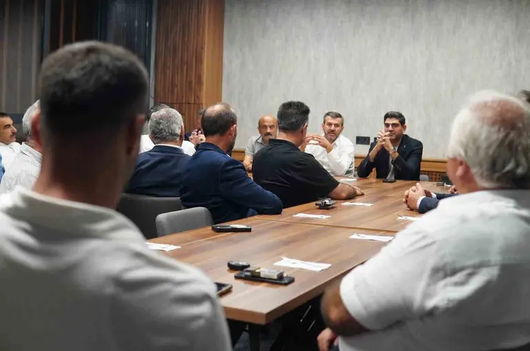 Başkan Çetinkaya, muhtarlarla bir araya geldi
