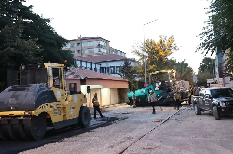 Başkan Çolakbayrakdar: "Şehrin kalbindeki caddeyi rekor sürede yeniledik"
