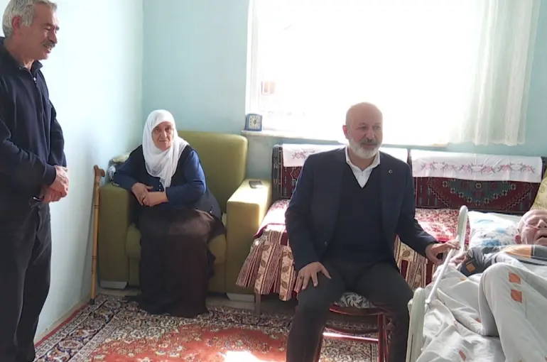Başkan Çolakbayrakdar’ın gönüllere dokunan hizmetleri dualarla taçlanıyor
