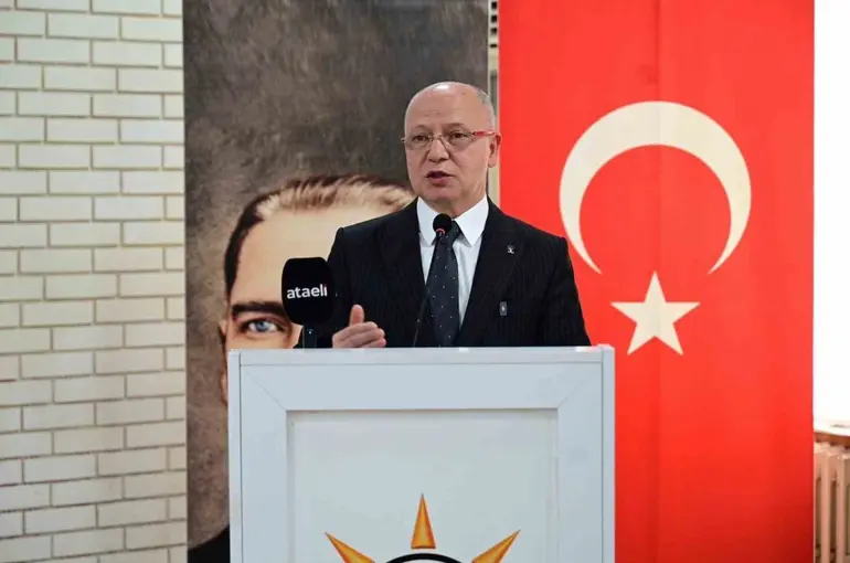 Başkan Davut Gürkan: "İyi ki AK Parti var, iyi ki Cumhurbaşkanımız Recep Tayyip Erdoğan var"
