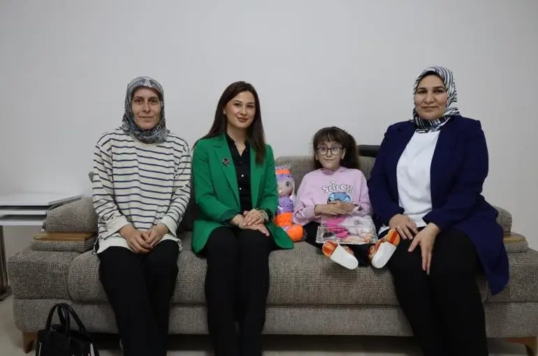 Başkan Durgut ve Kaymakam Yayabaşı ailelerle buluştu
