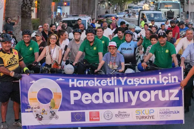 Başkan Dutlulu, Avrupa Hareketlilik Haftası’nda Manisalılarla pedal çevirdi
