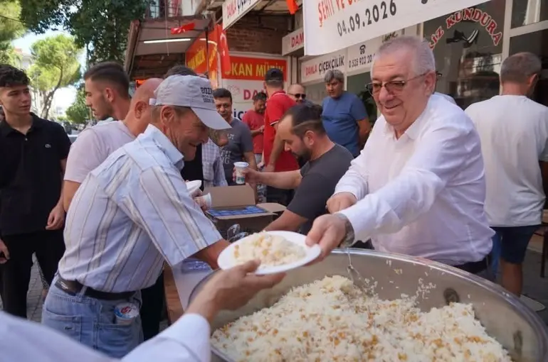 Başkan Ertaş, şehit ve gaziler için düzenlenen hayra katıldı
