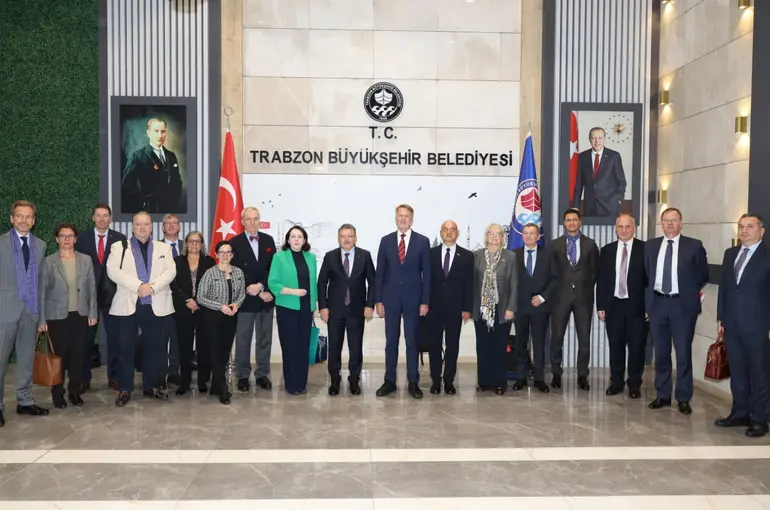 Başkan Genç, AB büyükelçilerine Trabzon’u anlattı
