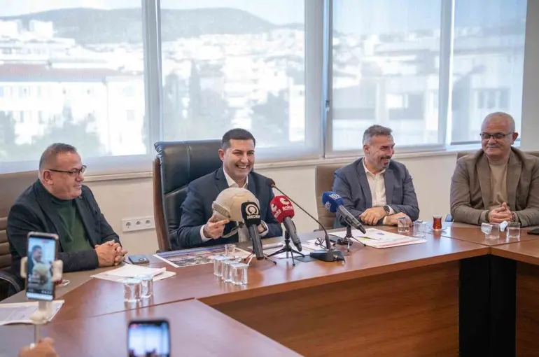 Başkan Günel: "Bu binaya zorla gelmedik"
