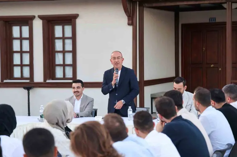 Başkan Kavuş: "Gençlik, bir ülkenin sadece bugünü değil, yarınıdır"
