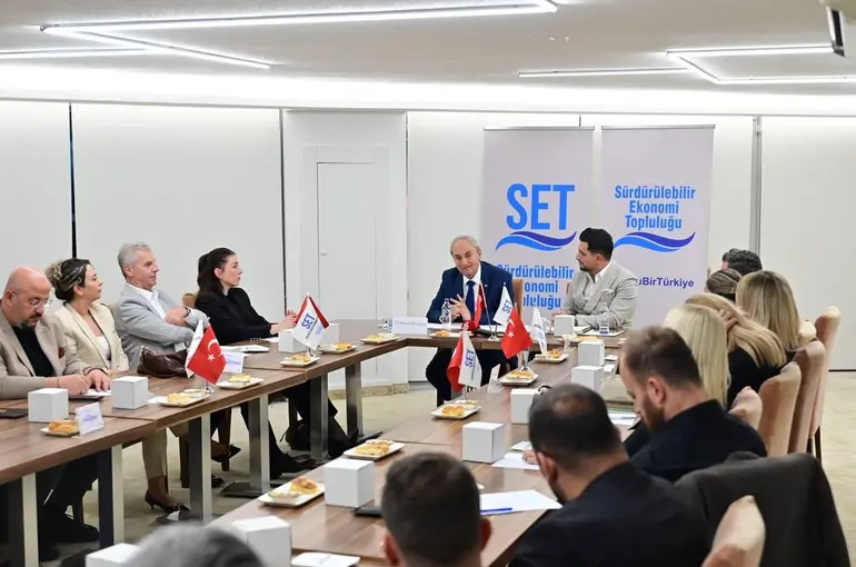 Başkan Kocagöz, Kepez’i anlattı
