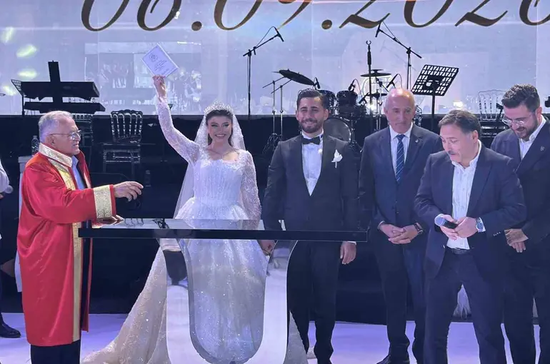 Başkan Odakır’ın mutlu günü
