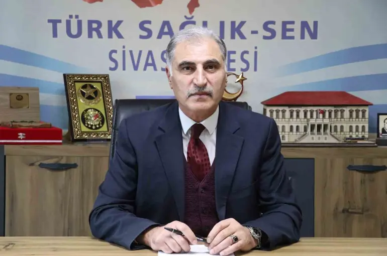 Başkan Özen: "Memur ve emeklinin kaybı refah payı ile telafi edilmelidir"
