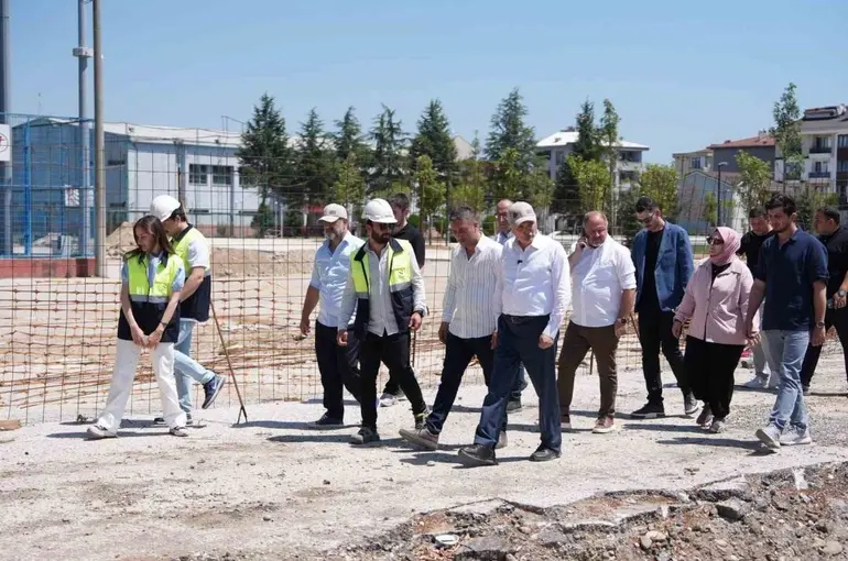 Başkan Özlü’den projelere yakın takip
