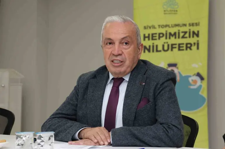 Başkan Şadi Özdemir’den kadınlara: "Birlikte güçlü olun" mesajı
