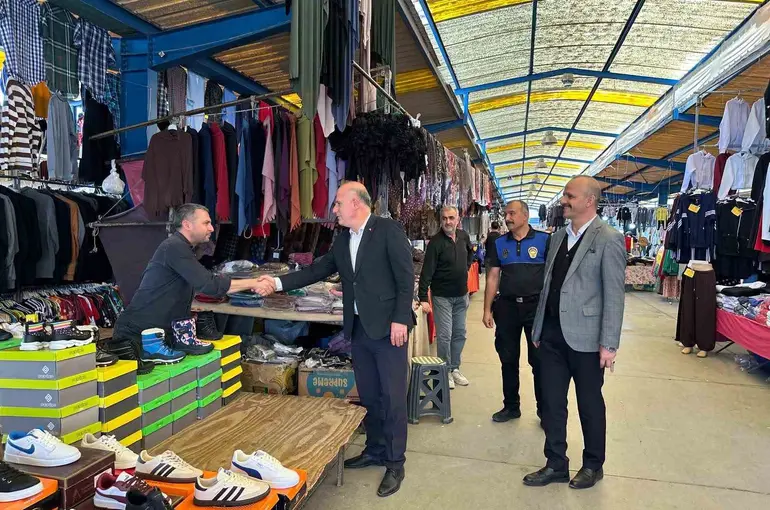 Başkan Torun vatandaşların taleplerini dinledi
