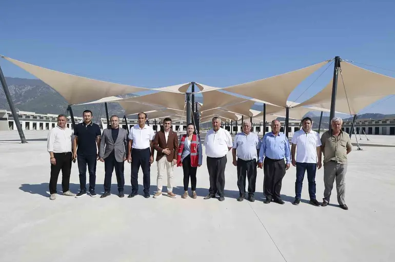 Başkan Vekili Özdemir: "1,5 milyar TL’yi aşan yatırımla 50 yıllık sorunu çözeceğiz"
