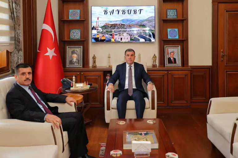 Bayburt Defterdarı Gönültaş görevine başladı
