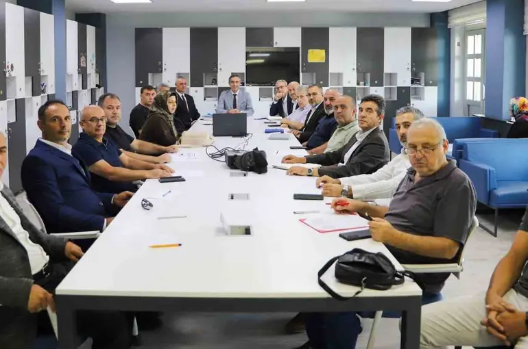 Bayburt’ta ortaöğretim kurum müdürleri toplantısı yapıldı
