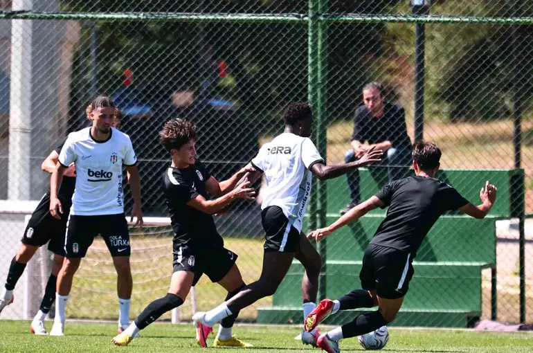 Beşiktaş, Fenerbahçe maçı hazırlıklarına başladı
