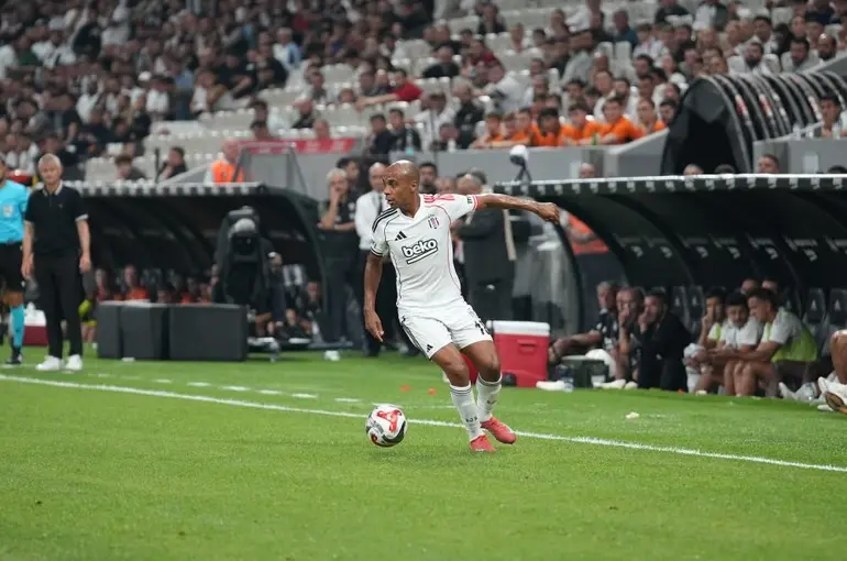 Beşiktaş, Joao Mario ile yollarını ayırdı
