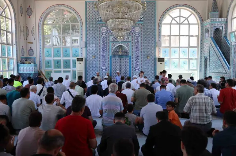 BEUN’da Millî İradenin Kahramanları Saygı, Rahmet ve Minnetle Anıldı
