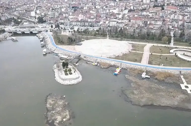 Beyşehir Gölü eski günlerini arıyor