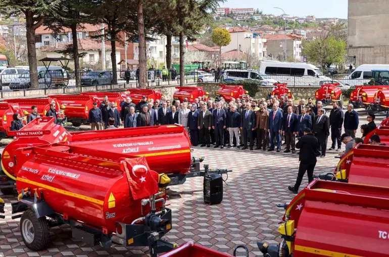 Bilecik’te 31 adet yangın söndürme tankeri köylere dağıtıldı
