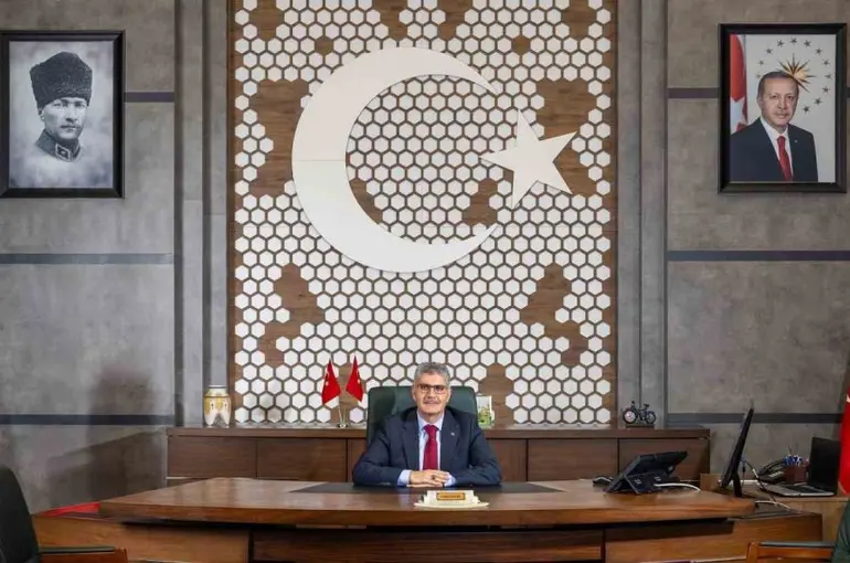 Bingöl  Valiliği’ne Cahit Çelik atandı
