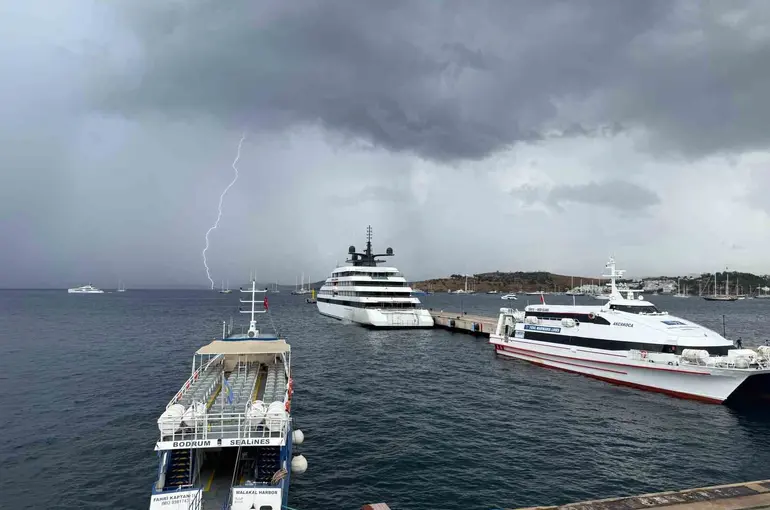 Bodrum’a kruvaziyerle 100 turist geldi
