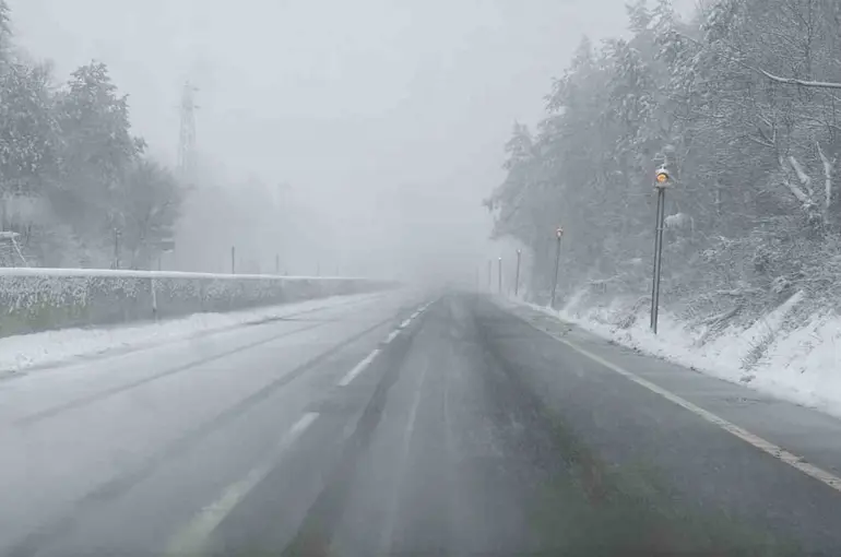 Bolu Dağı’nda kar yağışı sürüyor
