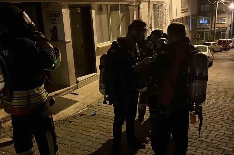 Bolu’da sinek ilacı kokusu hastanelik etti: 2’si sağlık çalışanı 3 kişi fenalaştı
