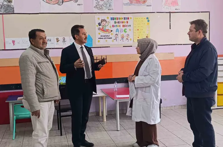 Bolvadin’de eğitim projeleri değerlendirildi
