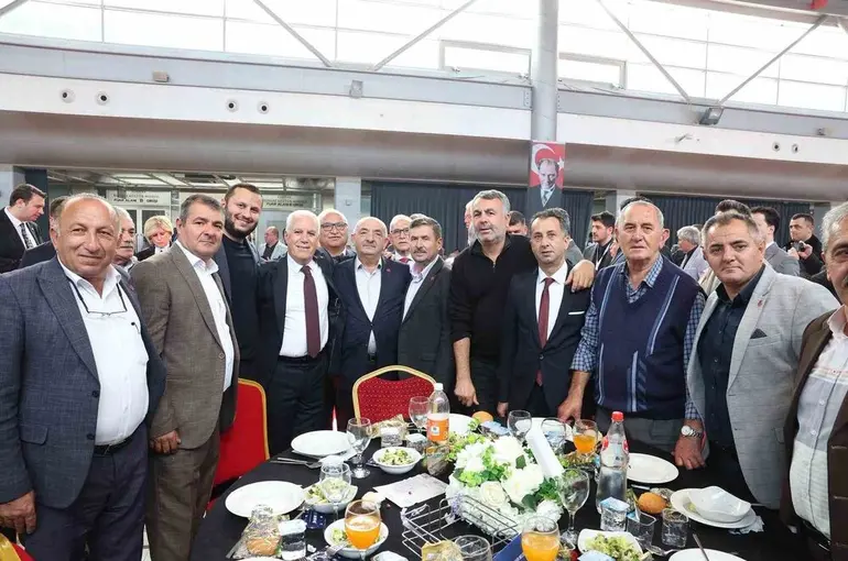 Bozbey Muhtarları unutmadı
