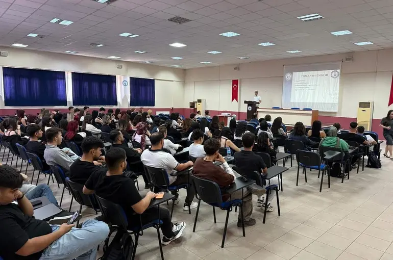 Bozdoğan MYO’da öğrencilere oryantasyon toplantısı gerçekleştirildi
