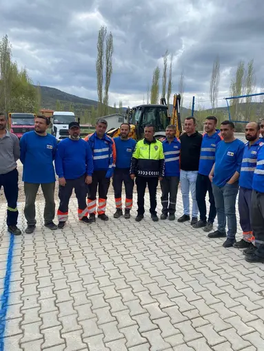 Bozkır'da saha çalışanlarına güvenli trafik eğitimi