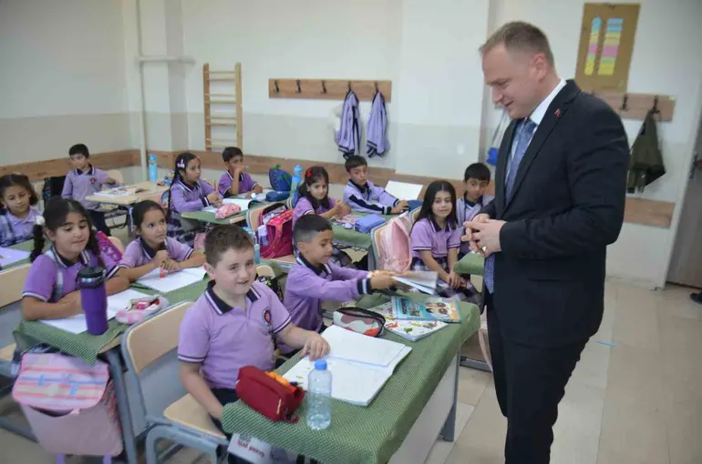 Bulanık’ta İlköğretim Haftası kutlandı
