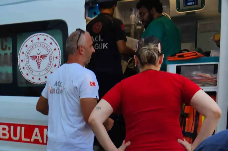 Bungalov havuzuna düşen 4 yaşındaki çocuk, bir hafta sonra yaşamını yitirdi
