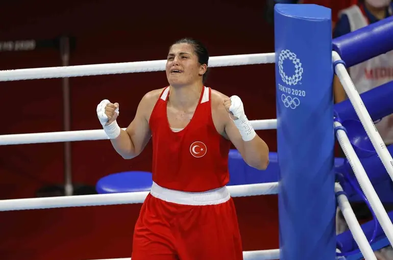 Busenaz Sürmeneli: "Pes etmeyen birini asla yenemezsiniz"
