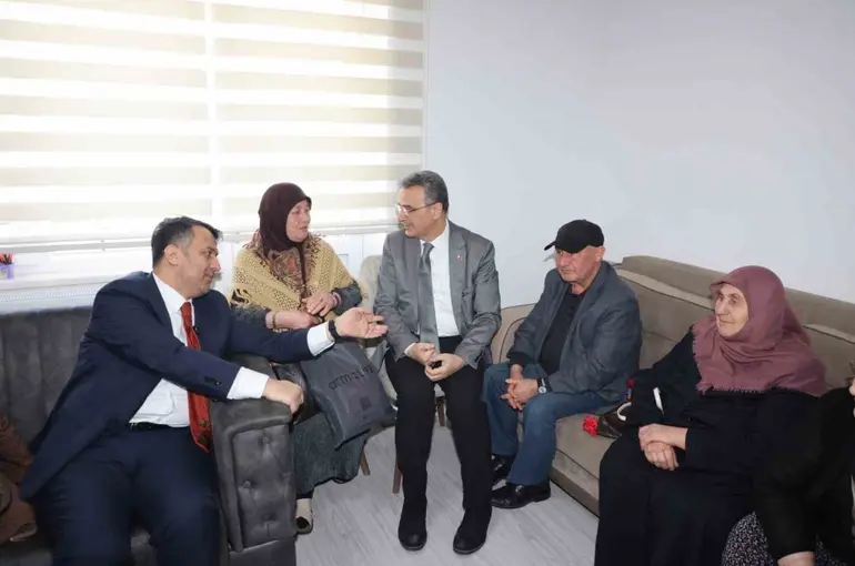 Büyükşehir ve İlkadım’dan 3 bin 476 vatandaşa sosyal hizmet desteği
